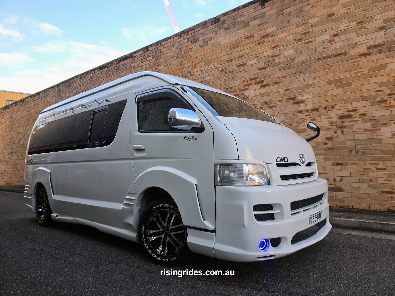 2007 Toyota HiAce TRH226 SLWB Wide Body High Roof 4WD Campervan