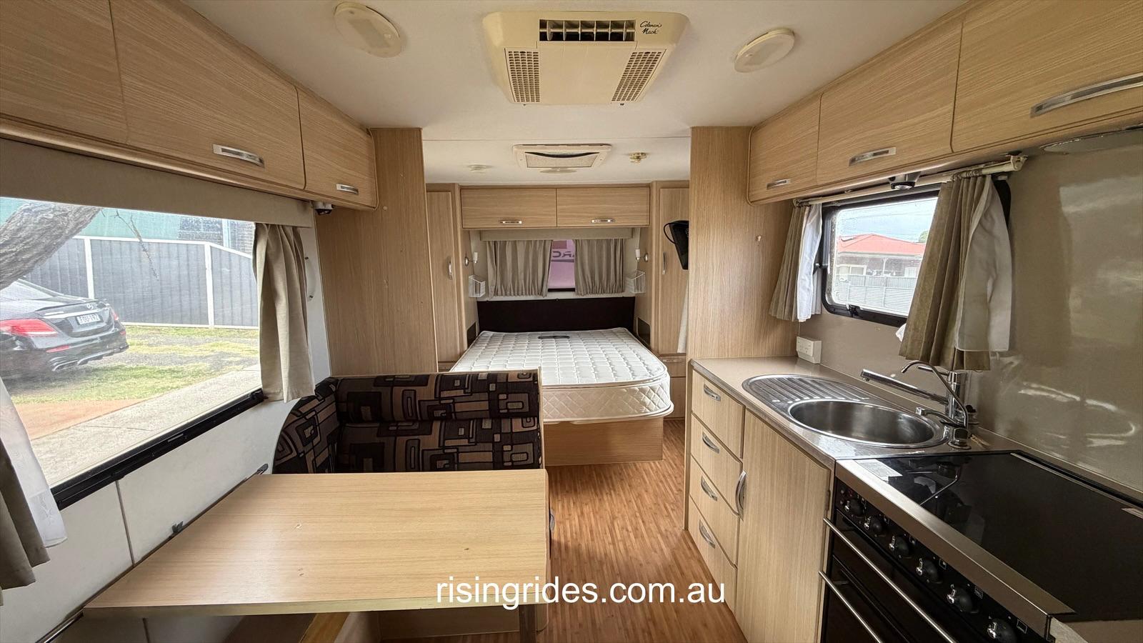 Jayco Starcraft Caravan